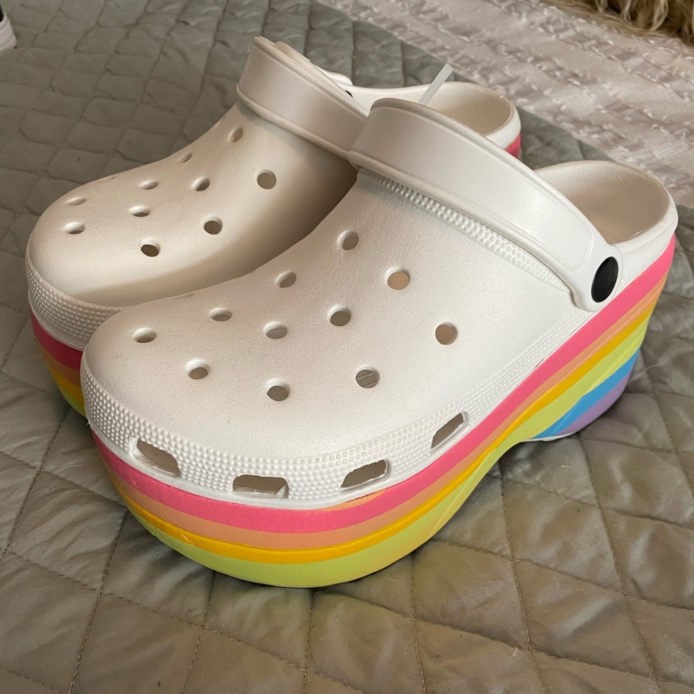 Platform crocs